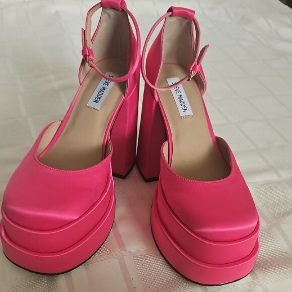 Steve Madden Pink Tamy Platform Heels - Picture 12 of 16